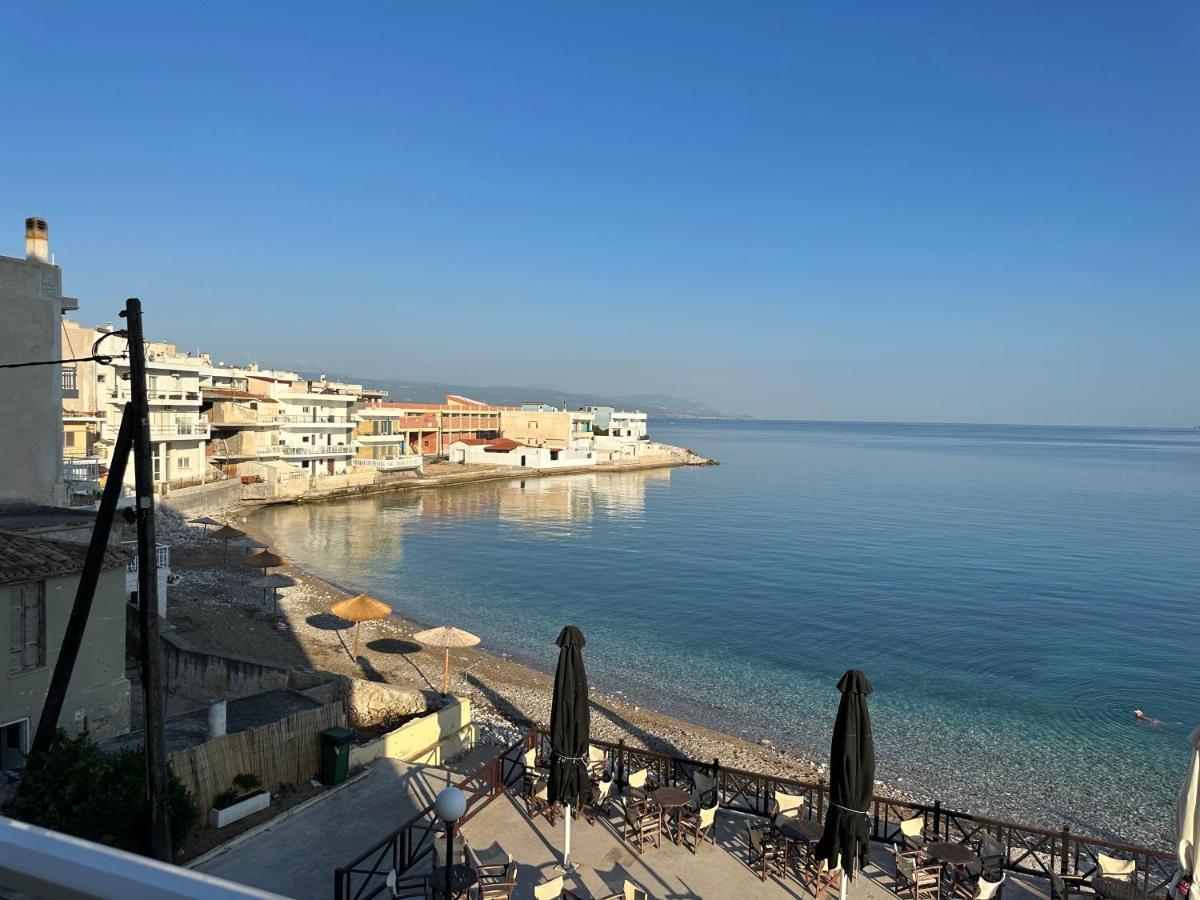 Beach Retreat In Town Corinth Luaran gambar